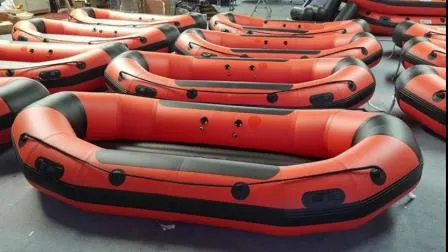 Artículo de venta caliente Producto de deportes acuáticos 10 personas 14 pies 4,3 m Bote flotante inflable de PVC Barco de rafting Barco de PVC Rápidos Río Barco Junior Canoa Slalom para la venta